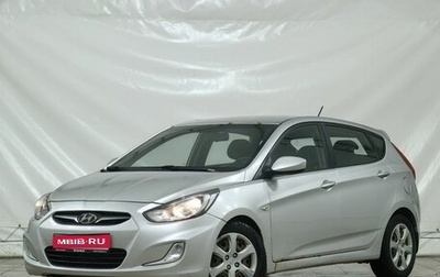 Hyundai Solaris II рестайлинг, 2012 год, 599 000 рублей, 1 фотография