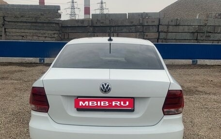 Volkswagen Polo VI (EU Market), 2017 год, 945 000 рублей, 2 фотография