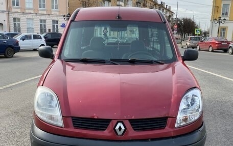 Renault Kangoo II рестайлинг, 2004 год, 365 000 рублей, 3 фотография