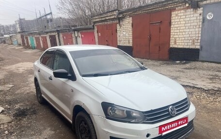 Volkswagen Polo VI (EU Market), 2017 год, 465 000 рублей, 2 фотография