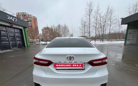 Toyota Camry, 2021 год, 3 600 000 рублей, 7 фотография