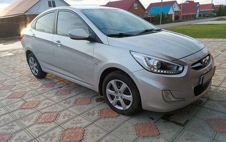 Hyundai Solaris II рестайлинг, 2013 год, 840 000 рублей, 4 фотография