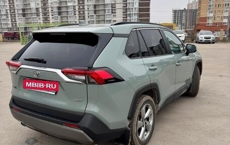 Toyota RAV4, 2019 год, 3 250 000 рублей, 18 фотография