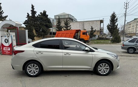 Hyundai Solaris II рестайлинг, 2019 год, 1 350 000 рублей, 11 фотография