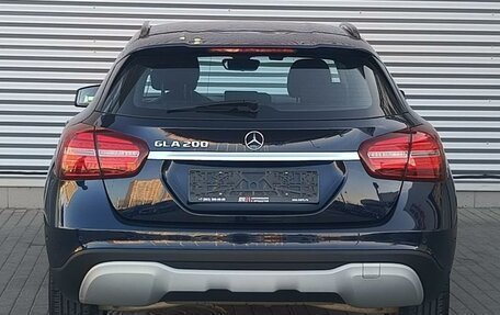 Mercedes-Benz GLA, 2018 год, 2 300 000 рублей, 7 фотография