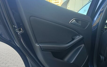 Mercedes-Benz GLA, 2018 год, 2 300 000 рублей, 15 фотография