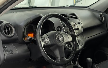 Toyota RAV4, 2006 год, 1 299 000 рублей, 8 фотография