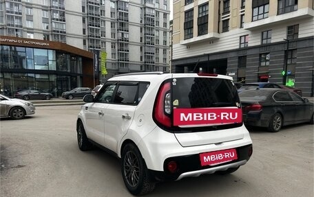 KIA Soul II рестайлинг, 2017 год, 1 350 000 рублей, 5 фотография