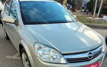 Opel Astra H, 2008 год, 660 000 рублей, 1 фотография