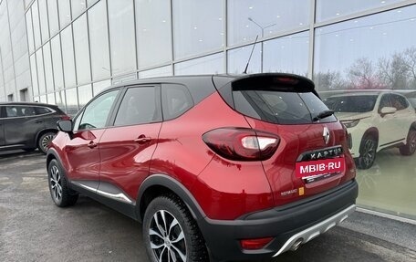 Renault Kaptur I рестайлинг, 2018 год, 1 804 000 рублей, 7 фотография