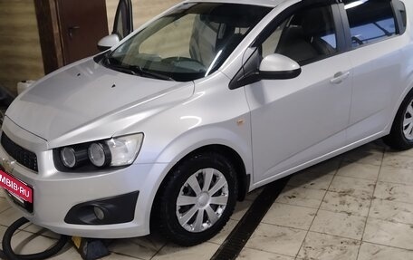 Chevrolet Aveo III, 2013 год, 700 000 рублей, 4 фотография