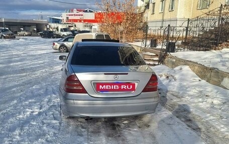 Mercedes-Benz C-Класс, 2000 год, 560 000 рублей, 5 фотография