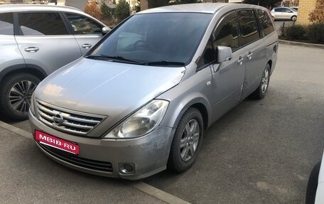 Nissan Presage II, 2004 год, 580 000 рублей, 2 фотография