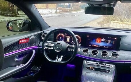 Mercedes-Benz E-Класс, 2022 год, 4 222 000 рублей, 6 фотография