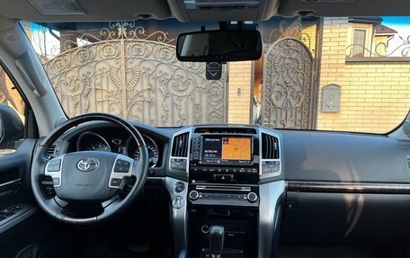 Toyota Land Cruiser 200, 2013 год, 3 490 000 рублей, 17 фотография