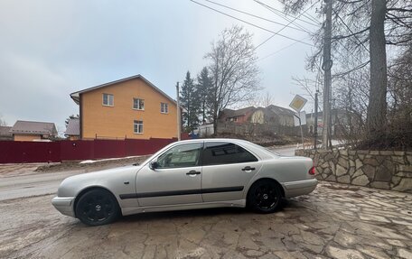 Mercedes-Benz E-Класс, 1999 год, 460 000 рублей, 36 фотография