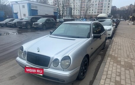 Mercedes-Benz E-Класс, 1999 год, 460 000 рублей, 37 фотография