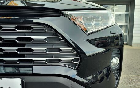 Toyota RAV4, 2021 год, 3 700 000 рублей, 10 фотография