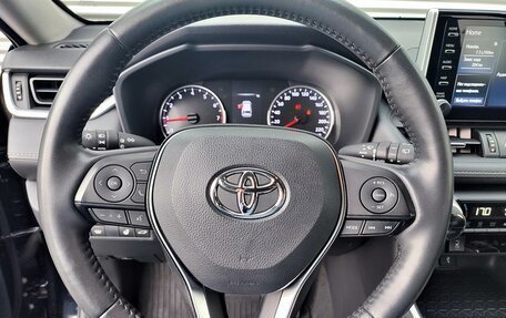 Toyota RAV4, 2021 год, 3 700 000 рублей, 19 фотография