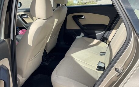 Volkswagen Polo VI (EU Market), 2017 год, 1 100 000 рублей, 15 фотография