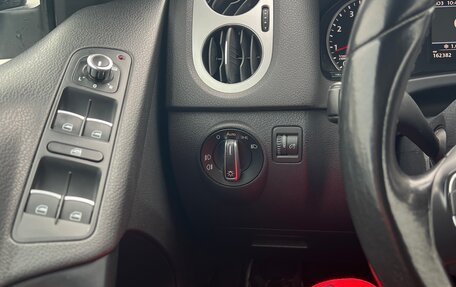 Volkswagen Tiguan I, 2013 год, 1 780 000 рублей, 22 фотография