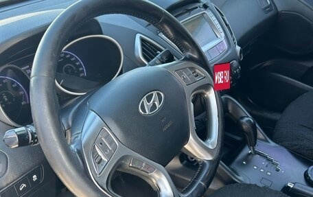 Hyundai ix35 I рестайлинг, 2012 год, 1 500 000 рублей, 12 фотография