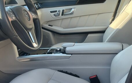 Mercedes-Benz E-Класс, 2015 год, 2 950 000 рублей, 12 фотография