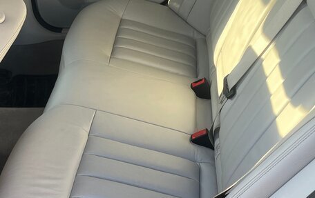 Mercedes-Benz E-Класс, 2015 год, 2 950 000 рублей, 14 фотография