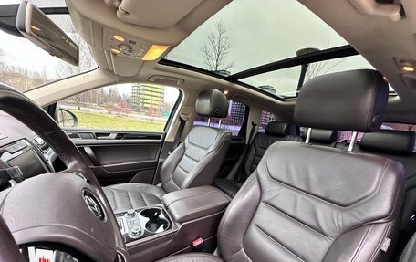 Volkswagen Touareg III, 2013 год, 2 750 000 рублей, 8 фотография