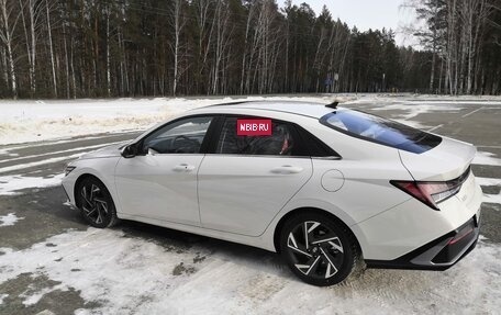 Hyundai Elantra, 2023 год, 2 500 000 рублей, 7 фотография