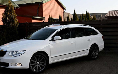 Skoda Superb III рестайлинг, 2010 год, 650 000 рублей, 1 фотография