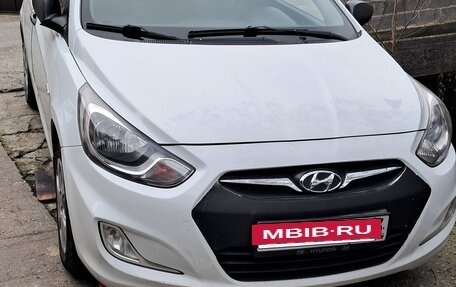 Hyundai Solaris II рестайлинг, 2012 год, 699 000 рублей, 2 фотография