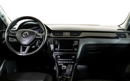 Skoda Rapid I, 2017 год, 1 149 000 рублей, 10 фотография