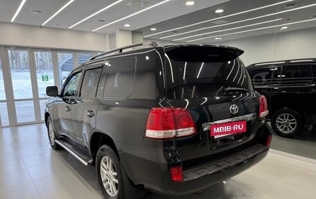 Toyota Land Cruiser 200, 2010 год, 3 200 000 рублей, 6 фотография