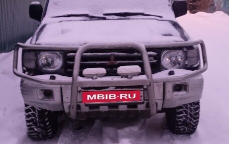 Mitsubishi Pajero III рестайлинг, 1997 год, 560 000 рублей, 4 фотография