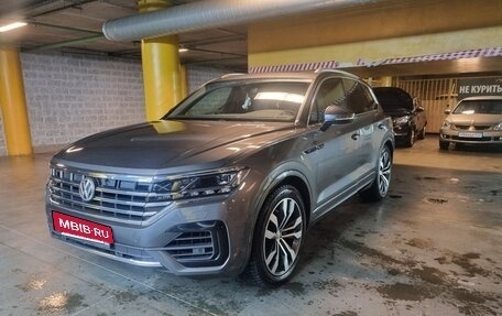 Volkswagen Touareg III, 2019 год, 5 600 000 рублей, 7 фотография