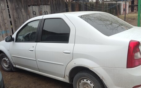 Renault Logan I, 2013 год, 400 000 рублей, 10 фотография