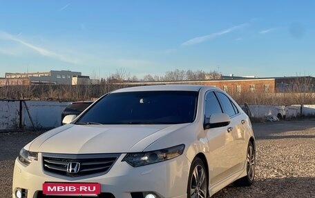 Honda Accord VIII рестайлинг, 2011 год, 2 000 000 рублей, 12 фотография