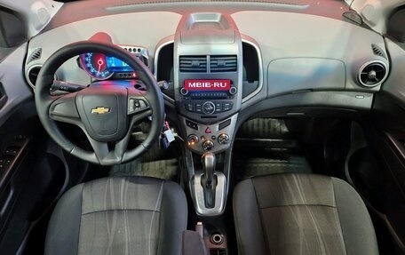 Chevrolet Aveo III, 2013 год, 749 000 рублей, 9 фотография