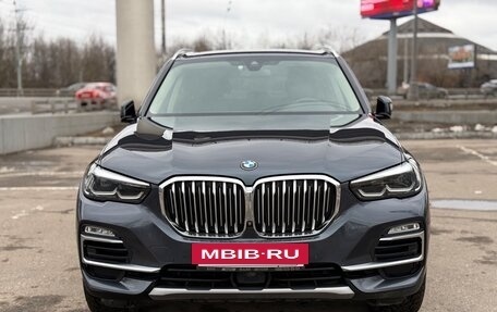 BMW X5, 2019 год, 5 530 000 рублей, 2 фотография