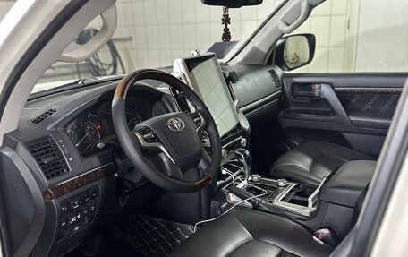 Toyota Land Cruiser 200, 2012 год, 4 250 000 рублей, 10 фотография