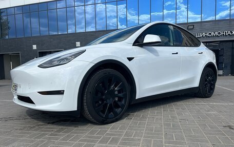 Tesla Model Y I, 2021 год, 4 850 000 рублей, 23 фотография