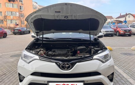 Toyota RAV4, 2018 год, 3 100 000 рублей, 7 фотография