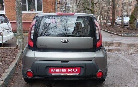 KIA Soul II рестайлинг, 2014 год, 1 000 000 рублей, 5 фотография