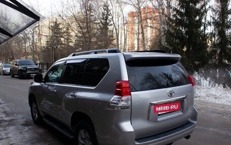 Toyota Land Cruiser Prado 150 рестайлинг 2, 2010 год, 2 850 000 рублей, 6 фотография