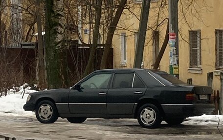 Mercedes-Benz E-Класс, 1992 год, 300 000 рублей, 3 фотография