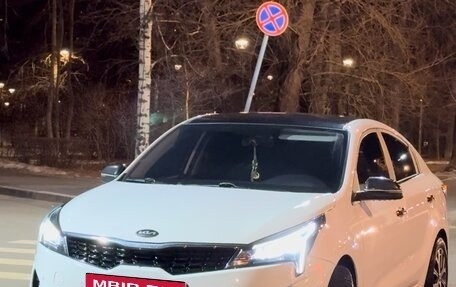 KIA Rio IV, 2021 год, 1 870 000 рублей, 2 фотография