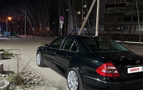 Mercedes-Benz E-Класс, 2003 год, 1 350 000 рублей, 14 фотография