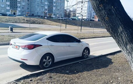 Hyundai Elantra V, 2014 год, 900 000 рублей, 9 фотография