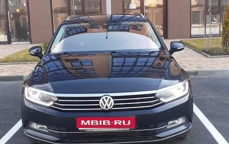 Volkswagen Passat B8 рестайлинг, 2016 год, 1 950 000 рублей, 9 фотография